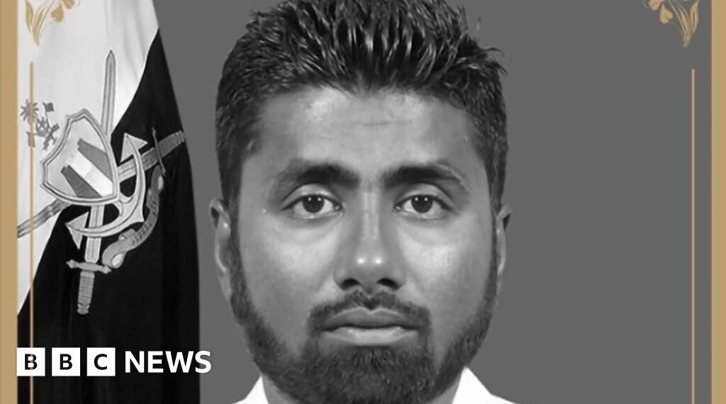 Rescue diver dies during search for bodies of Italians who drowned in Maldives caves