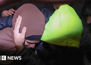 Return of IS-linked families sparks debate in terror-traumatised Australia