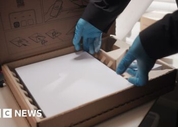 Smuggling Starlink tech into Iran to beat the internet blackout