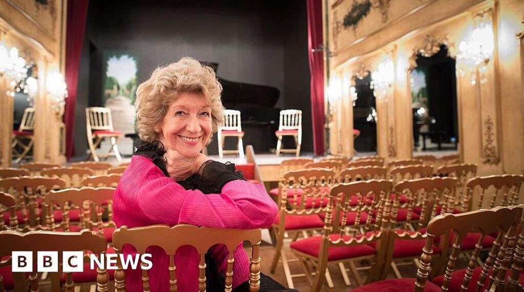 Soprano Dame Felicity Lott dies aged 79