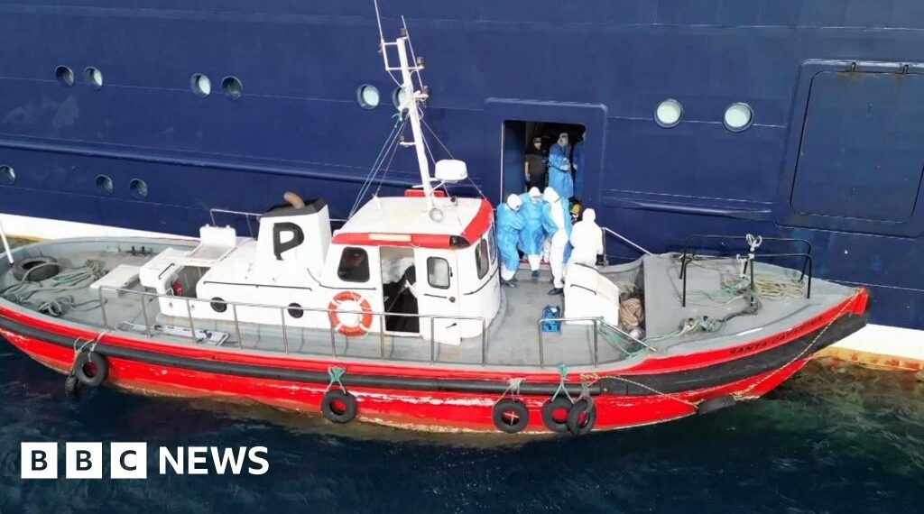 Three passengers now evacuated off Cape Verde