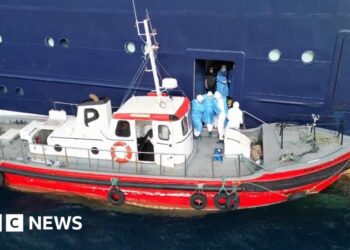 Three passengers now evacuated off Cape Verde