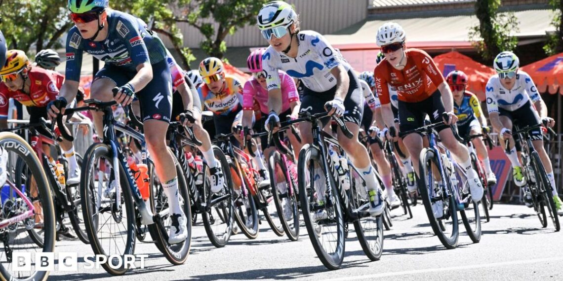 Riders at the 2026 Women's Tour Down Under