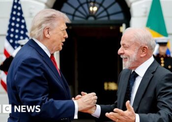 Trump and Lula's private Oval Office meeting signals lingering strain - and effort to avoid tension
