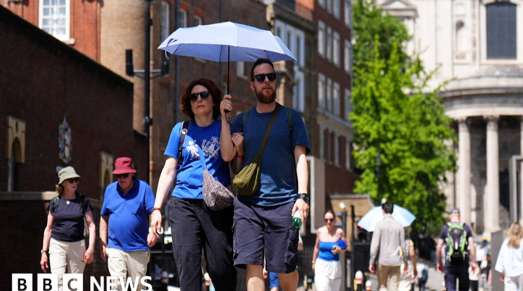 UK's hottest May day record broken for second day in a row