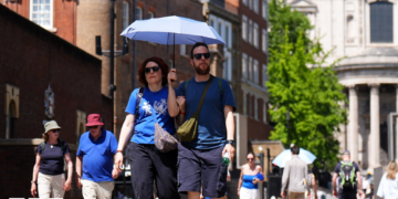 UK's hottest May day record broken for second day in a row