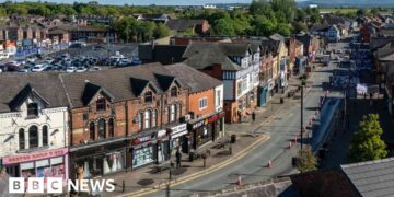 What does Makerfield make of by-election and can Burnham win?