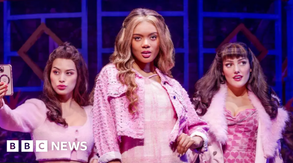 'I haven't left my house, I'm scared' says Mean Girls actor as Belfast shows cancelled over violence