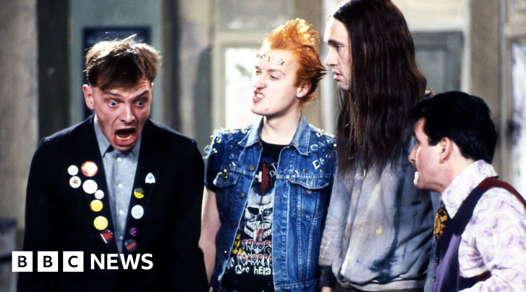 'Rik Mayall was extraordinary': Festival held in comic's memory