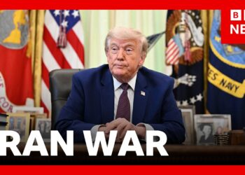 Donald Trump hits back at ‘unpatriotic’ vote after House rebukes him over Iran | BBC News