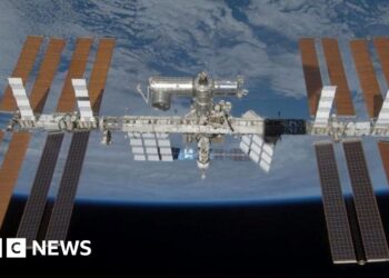 Astronauts return to ISS after sheltering during air leak repair attempt