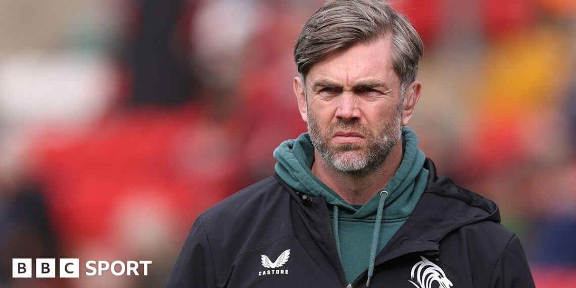 Geoff Parling looks on during a Leicester coaching session