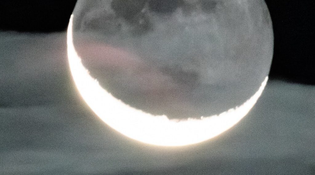 Have you ever heard of Earthshine?