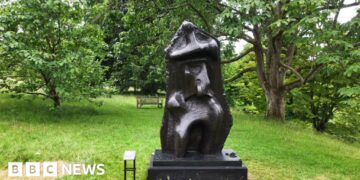 Henry Moore works to be unveiled at botanic garden
