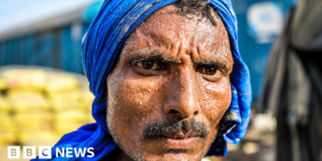 'Mornings and nights no longer exist':  A day in the hottest place in India