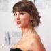 Singer tearfully thanks family as she makes history joining Songwriters Hall of Fame