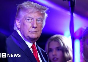 Trump booed in New York as he becomes first US president to attend NBA Finals