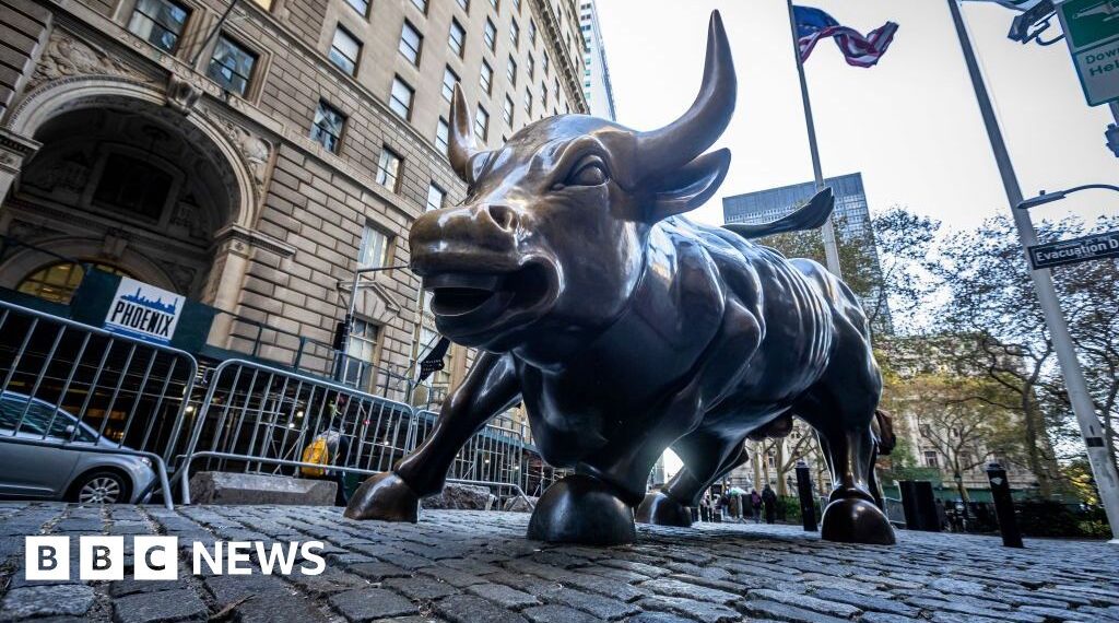 US stocks slump as fears over Big Tech shake Wall Street